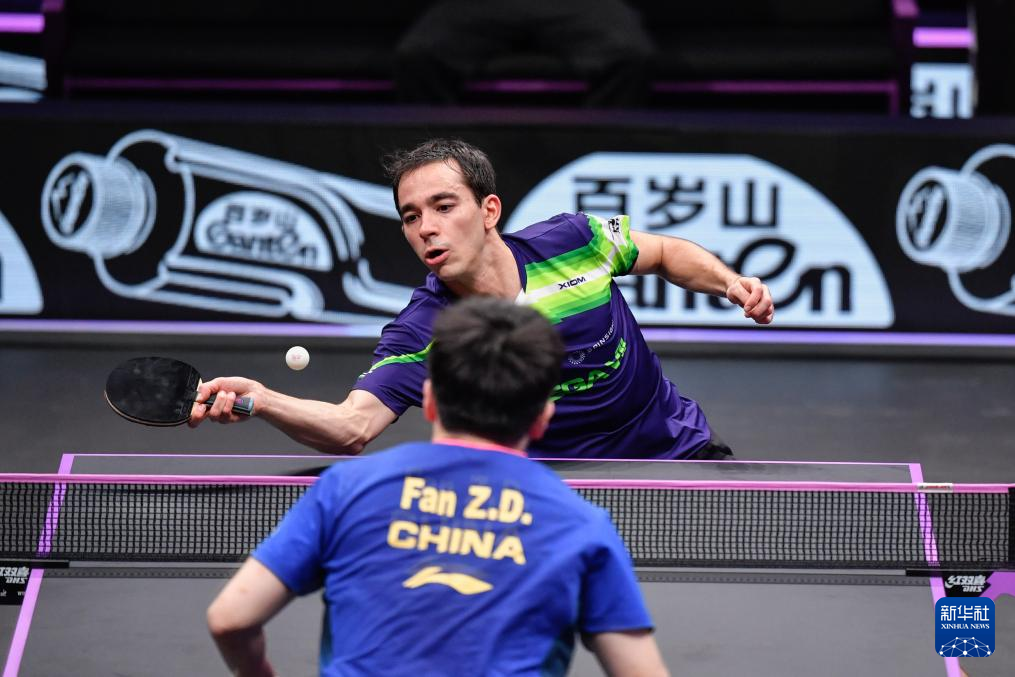 对羽毛球运 对羽毛球运